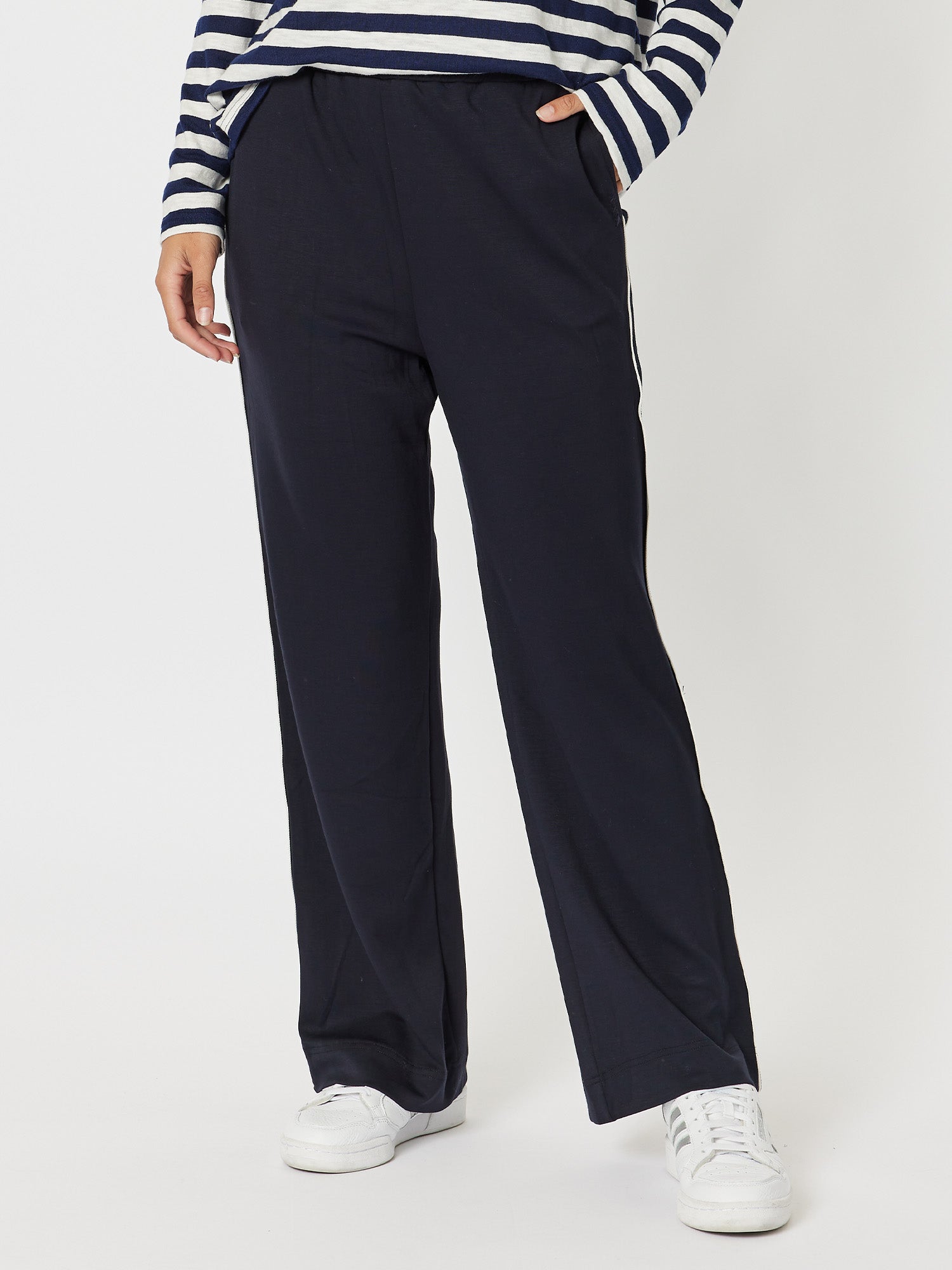 Urban Track Pant - Navy