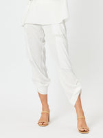 Traveller Luxe Side Button Pant - White