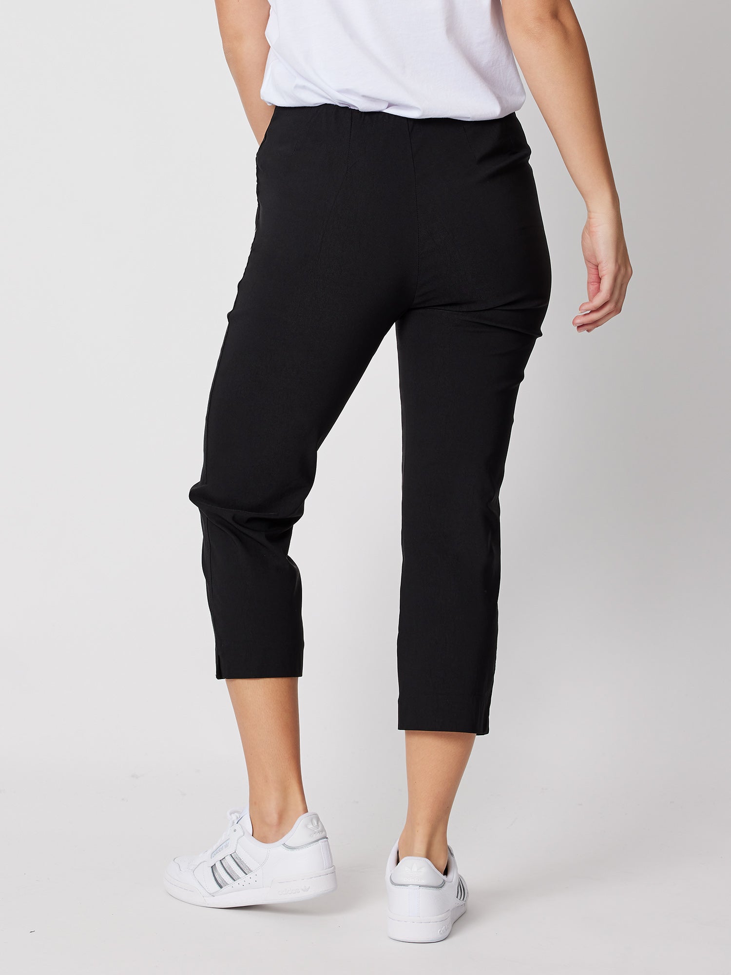Stretch Bengaline Cropped Pull On Pant - Black – RC & Co