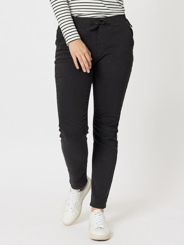 London Stretch Jogger Jean - Black - RC & Co