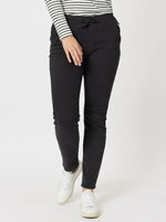 London Stretch Jogger Jean - Black