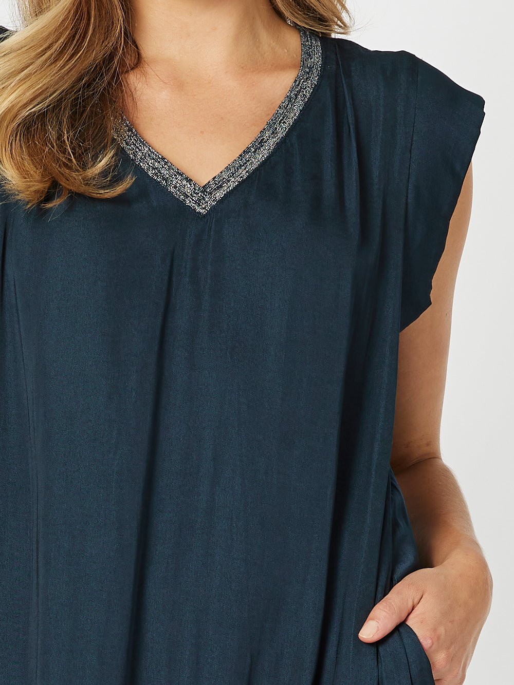 Traveller Luxe V Neck Dress - Navy - RC & Co