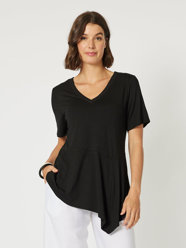 Travellers Angle Hem - T-shirt - Black - RC & Co